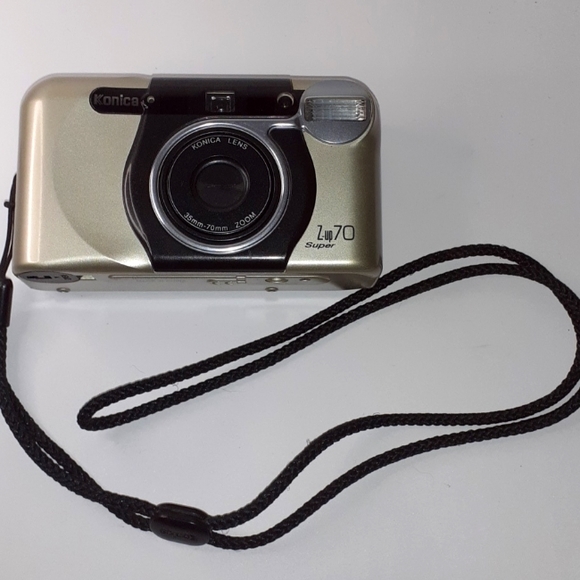 Konica Z - Up Super Point and shoot 35 mm film camera Untested - Picture 5 of 13